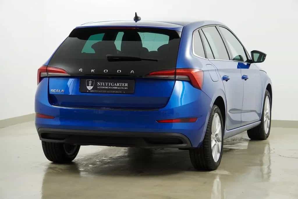 Skoda Scala Style ACC Kamera Kessy LED 10/2019-photo-4