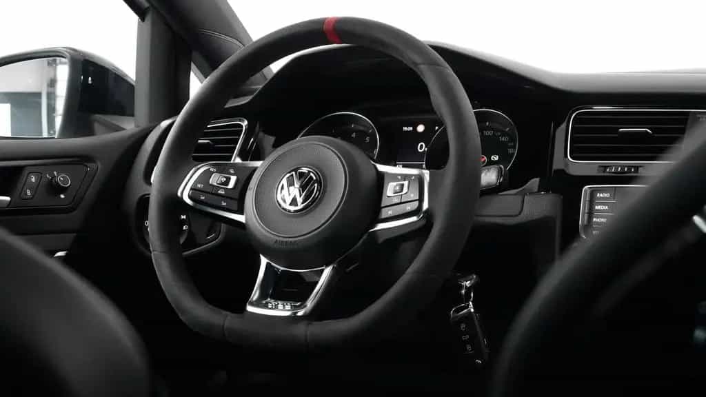 Volkswagen Golf GTI Clubsport BMT*SCHALE*ACC*NAVI* 05/2016-photo-15