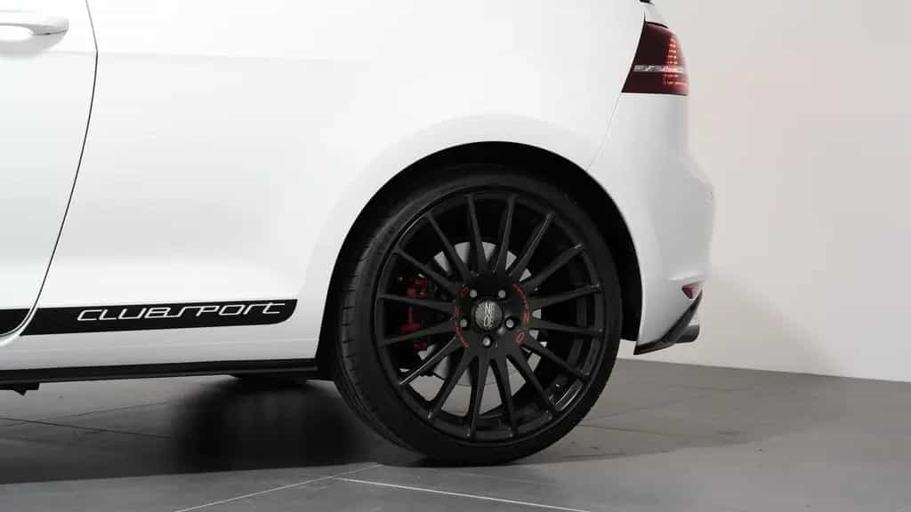 Volkswagen Golf GTI Clubsport BMT*SCHALE*ACC*NAVI* 05/2016-photo-9