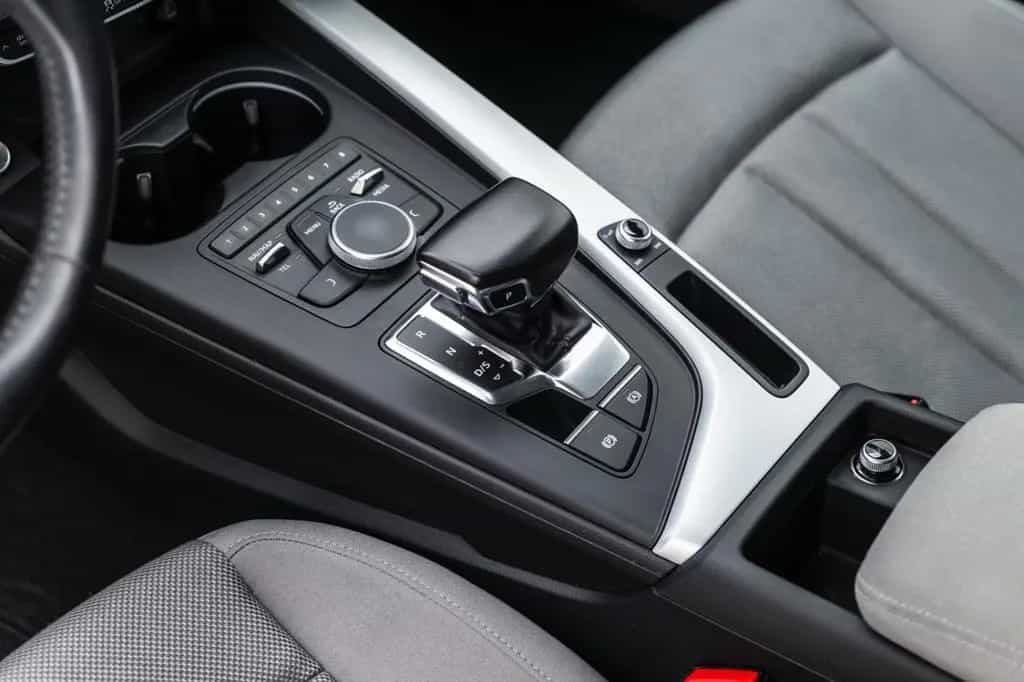 Audi A4 2.0 TDI Lim. quattro 4x4*Scheckheft 09/2016-photo-39