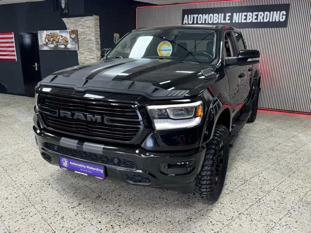 Dodge RAM 5.7 V8 HEMI 4X4 Laramie / CrewCab / Offroad 09/2020-photo-4