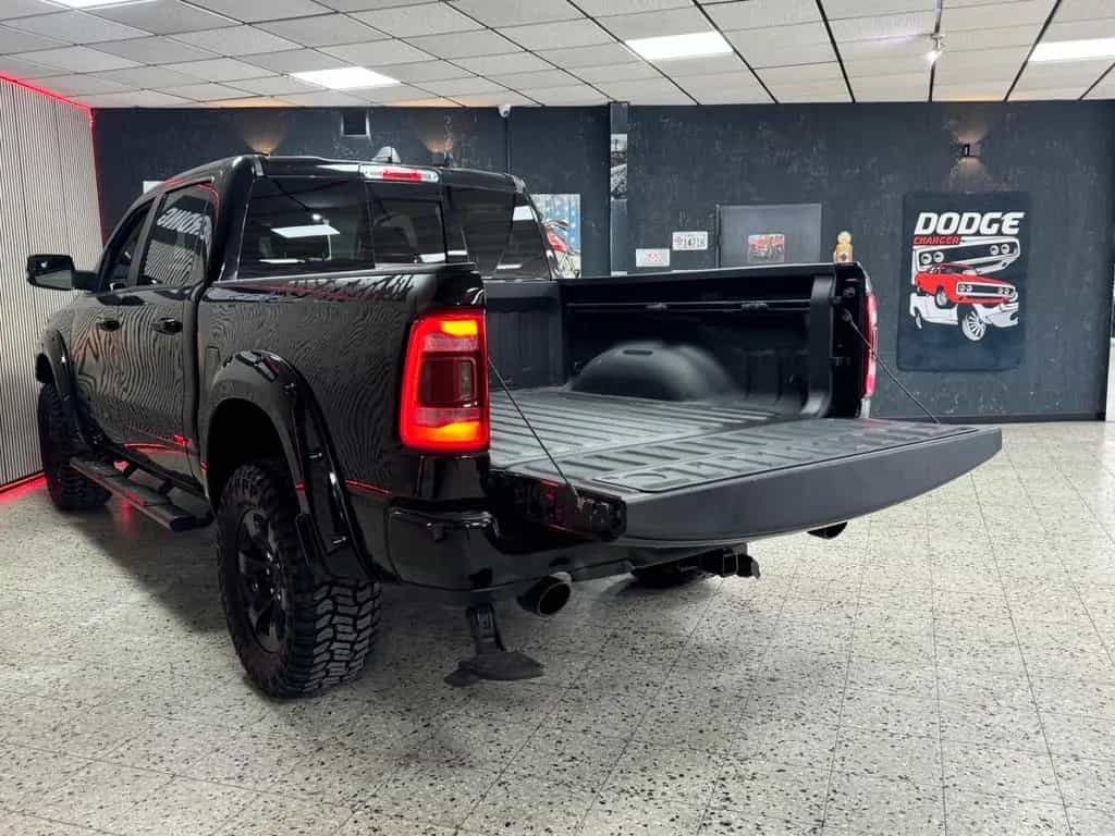 Dodge RAM 5.7 V8 HEMI 4X4 Laramie / CrewCab / Offroad 09/2020-photo-7