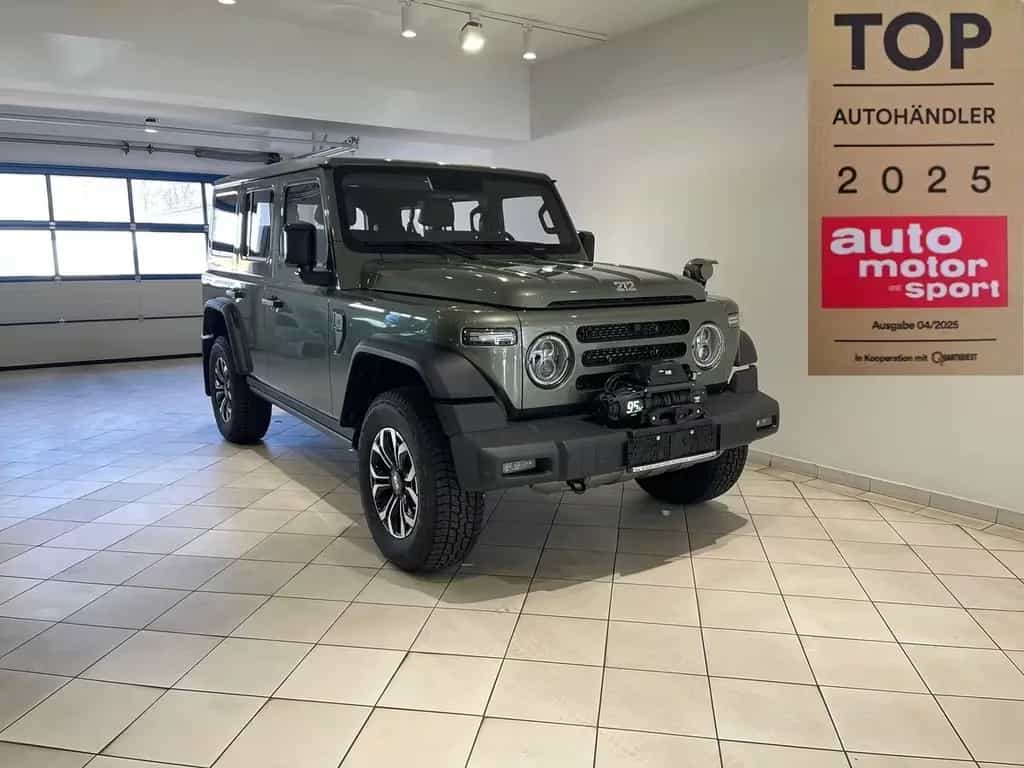 BAW 212 2.0 Diesel 4x4 AT null-photo-0