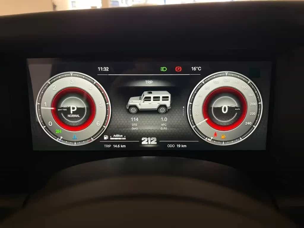 BAW 212 2.0 Diesel 4x4 AT null-photo-11