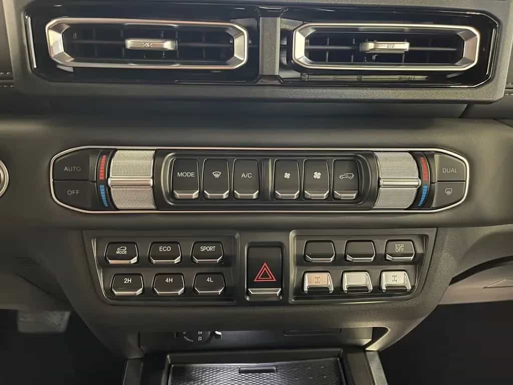 BAW 212 2.0 Diesel 4x4 AT null-photo-14