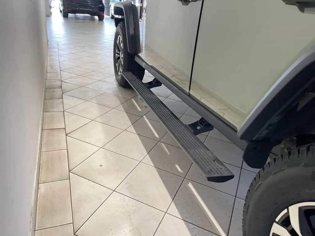 BAW 212 2.0 Diesel 4x4 AT null-photo-27