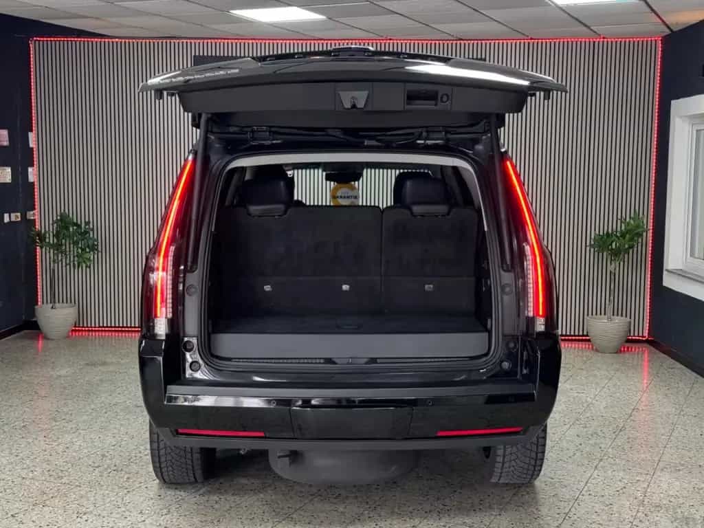 Cadillac Escalade 6.2 Platinum / HUD / 360° / 7Sitzer/LPG 07/2015-photo-12
