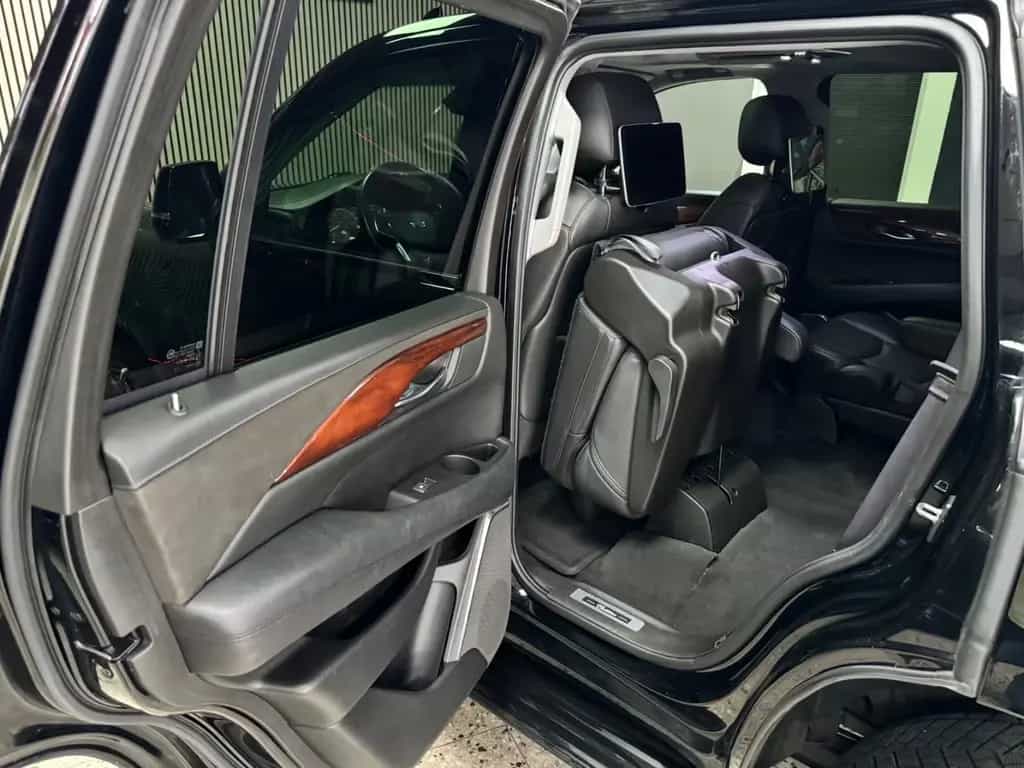 Cadillac Escalade 6.2 Platinum / HUD / 360° / 7Sitzer/LPG 07/2015-photo-21