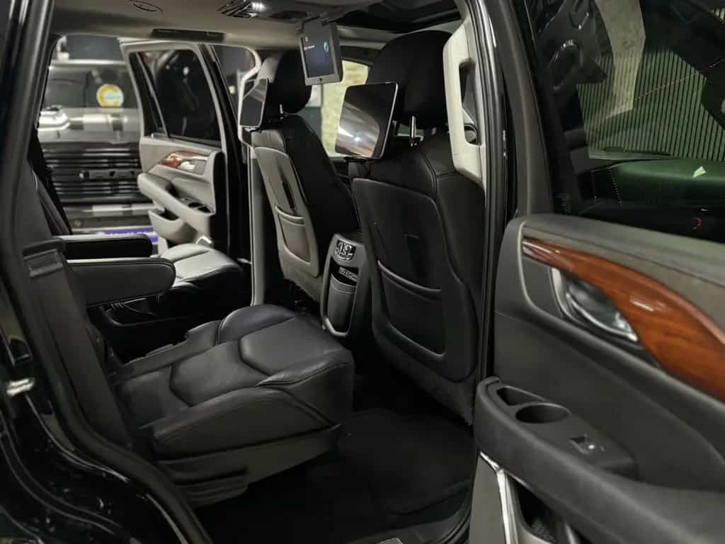 Cadillac Escalade 6.2 Platinum / HUD / 360° / 7Sitzer/LPG 07/2015-photo-22