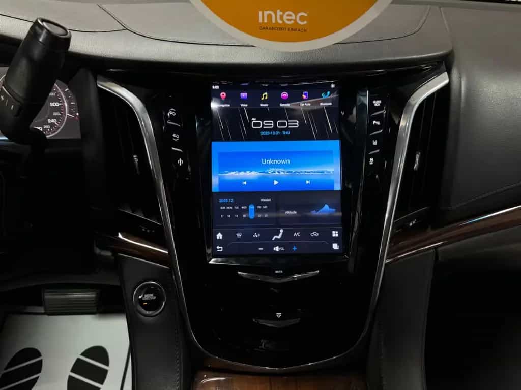 Cadillac Escalade 6.2 Platinum / HUD / 360° / 7Sitzer/LPG 07/2015-photo-27