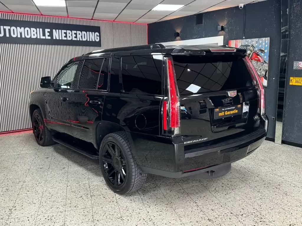 Cadillac Escalade 6.2 Platinum / HUD / 360° / 7Sitzer/LPG 07/2015-photo-6
