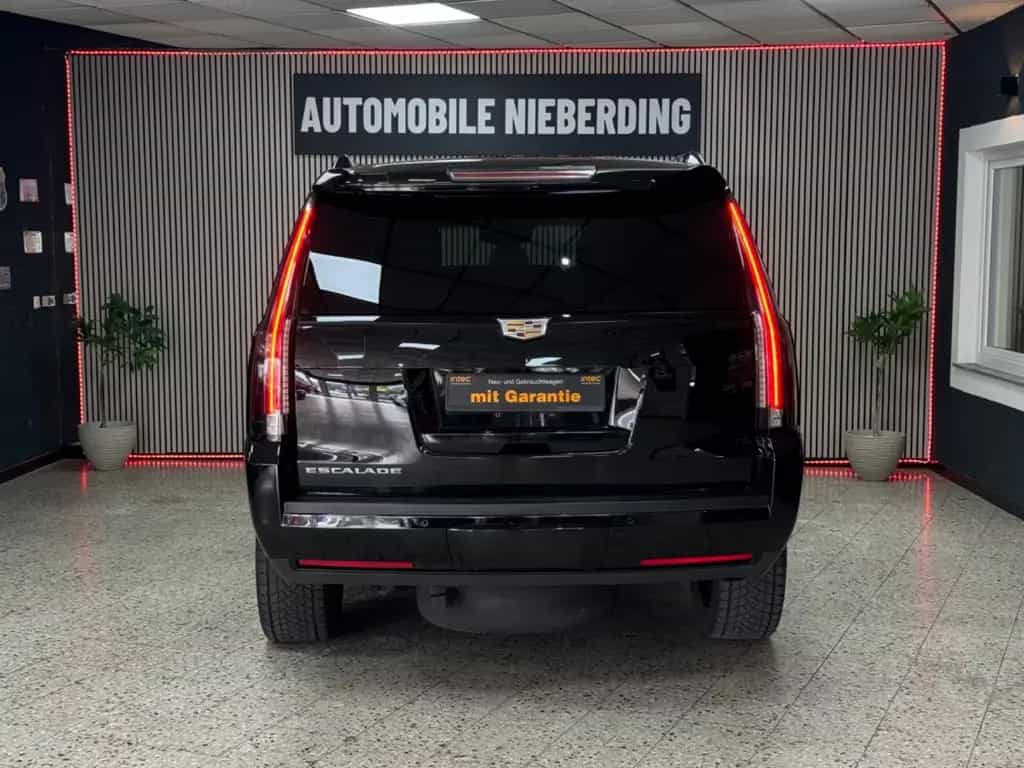 Cadillac Escalade 6.2 Platinum / HUD / 360° / 7Sitzer/LPG 07/2015-photo-7