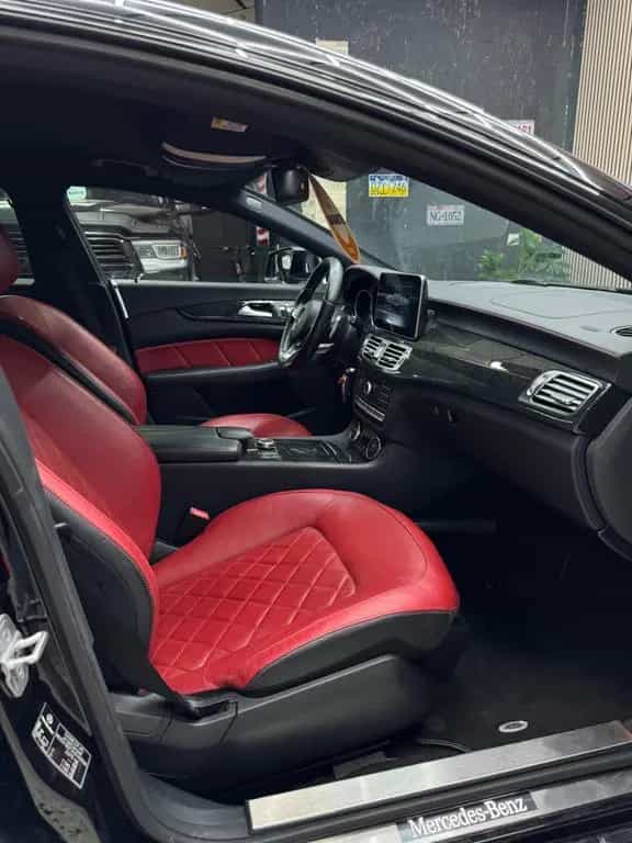 Mercedes-Benz CLS-Class 500 AMG-Paket / Designo / 9G-TRONIC / 07/2015-photo-26