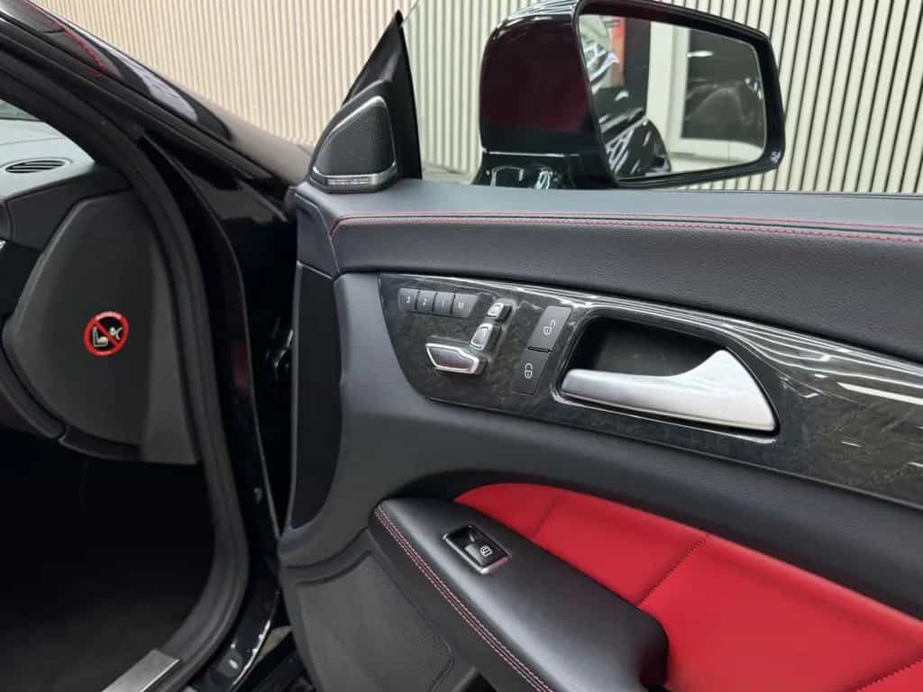 Mercedes-Benz CLS-Class 500 AMG-Paket / Designo / 9G-TRONIC / 07/2015-photo-29