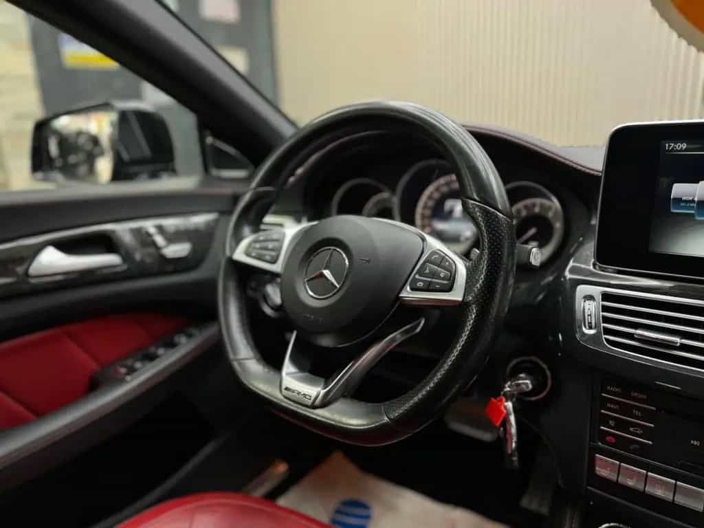 Mercedes-Benz CLS-Class 500 AMG-Paket / Designo / 9G-TRONIC / 07/2015-photo-30