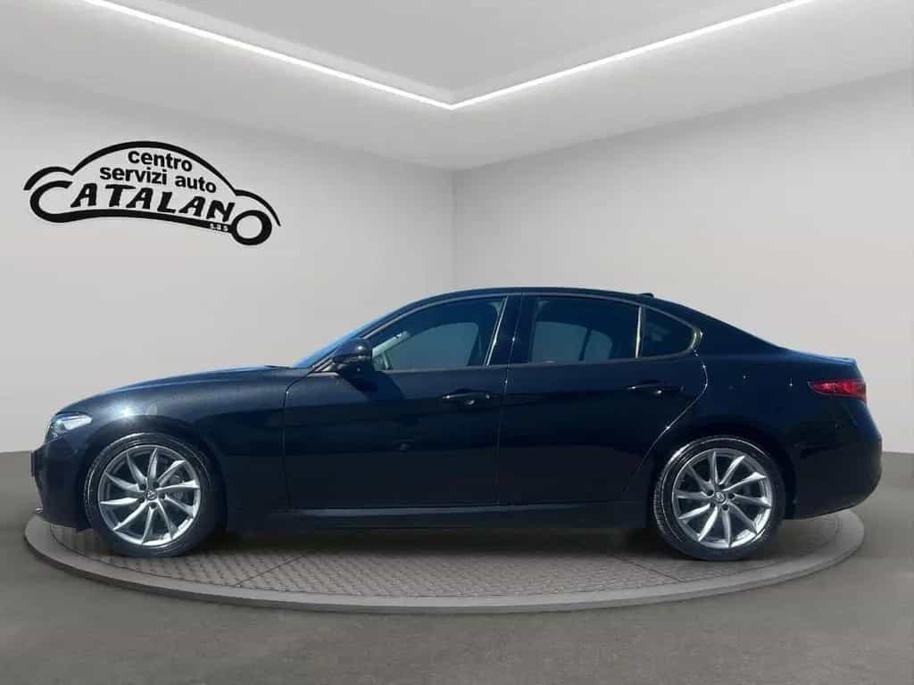 Alfa Romeo Giulia ROMEO - Giulia - 2.2 Turbodiesel 150 CV AT8 12/2017-photo-1