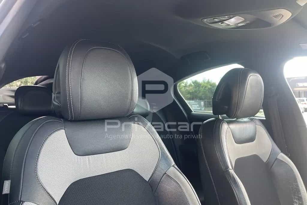 DS Automobiles DS4 DS DS 4 1.6 e-HDi 115 airdream Just Matt 05/2014-photo-1