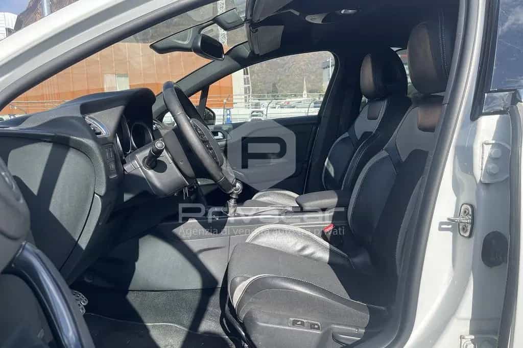DS Automobiles DS4 DS DS 4 1.6 e-HDi 115 airdream Just Matt 05/2014-photo-5