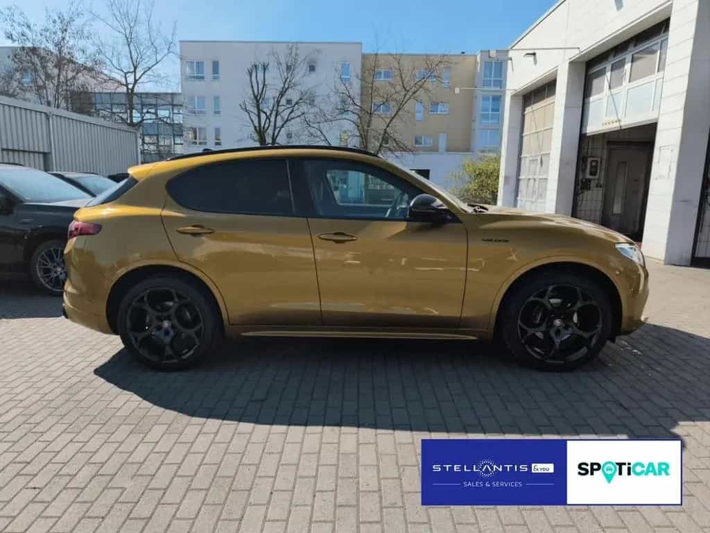 Alfa Romeo Stelvio Veloce Q4 03/2022-photo-3