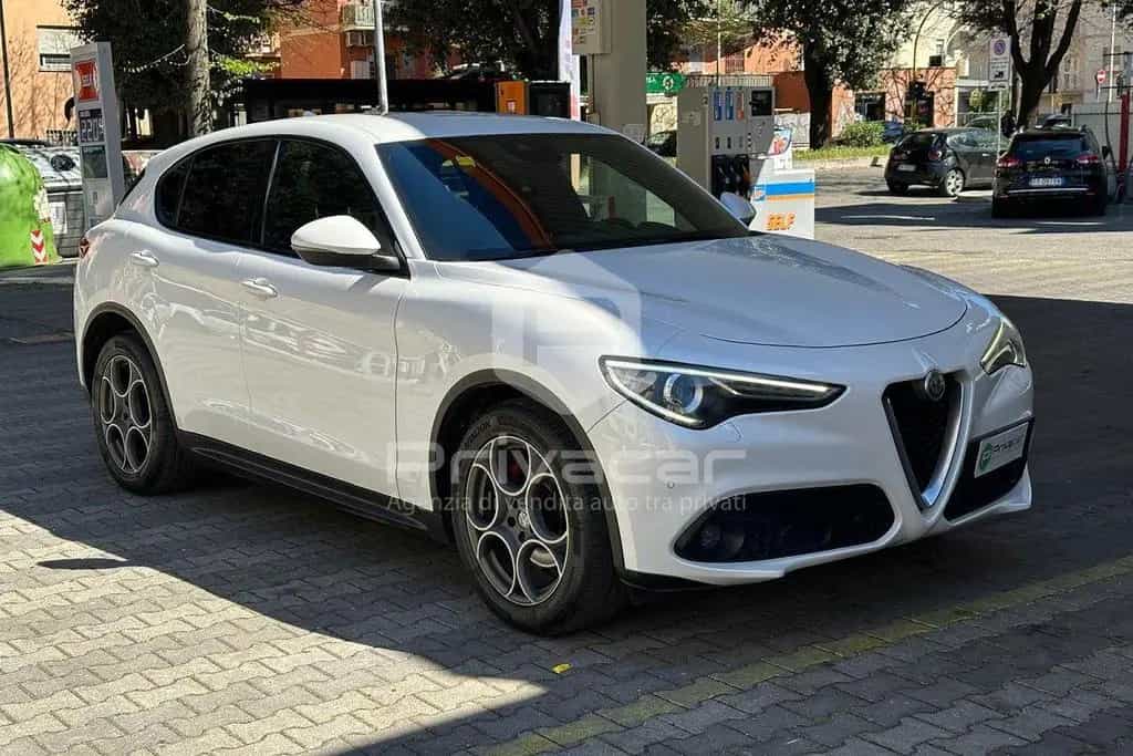 Alfa Romeo Stelvio ROMEO Stelvio 2.2 Turbodiesel 150 CV AT8 RW 06/2018-photo-2