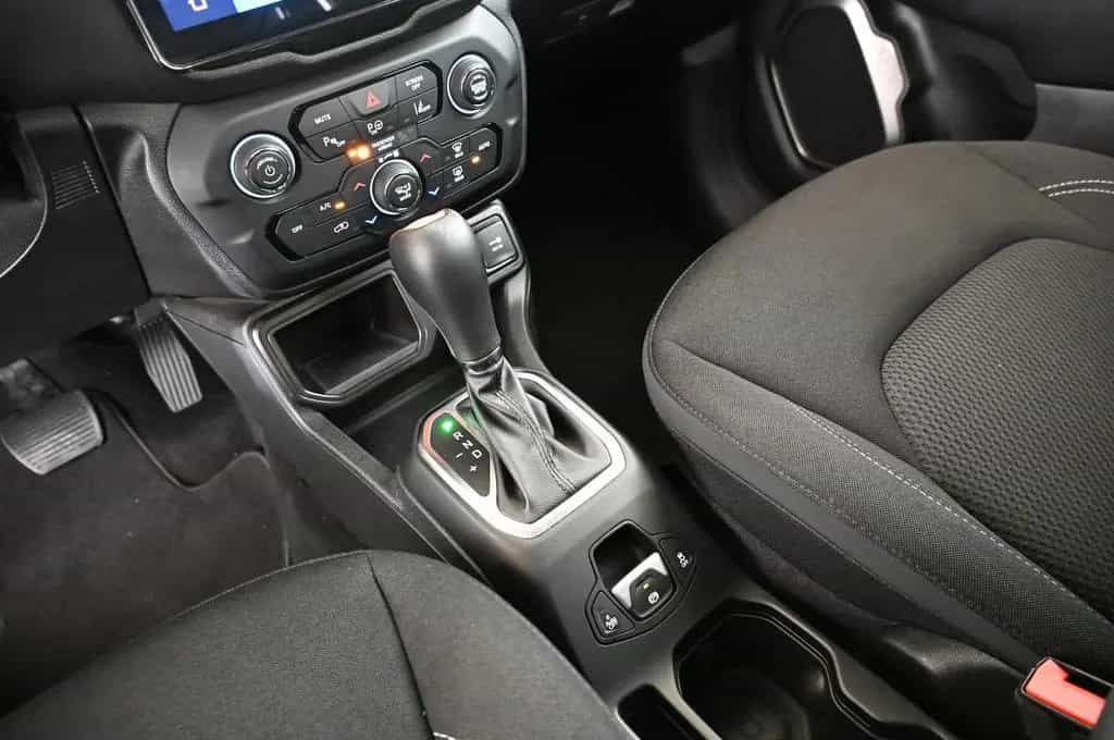 Jeep Renegade 1.5 e-Hybrid DTC-7 Summit-Pack LED/ACC/ 02/2025-photo-13