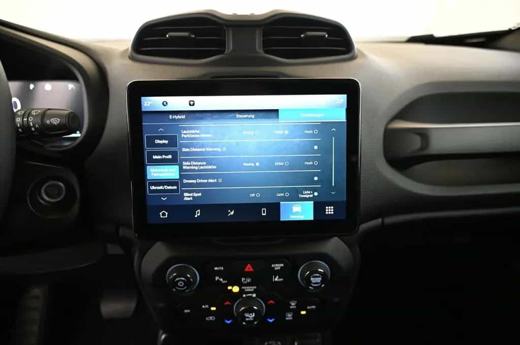 Jeep Renegade 1.5 e-Hybrid DTC-7 Summit-Pack LED/ACC/ 02/2025-photo-17