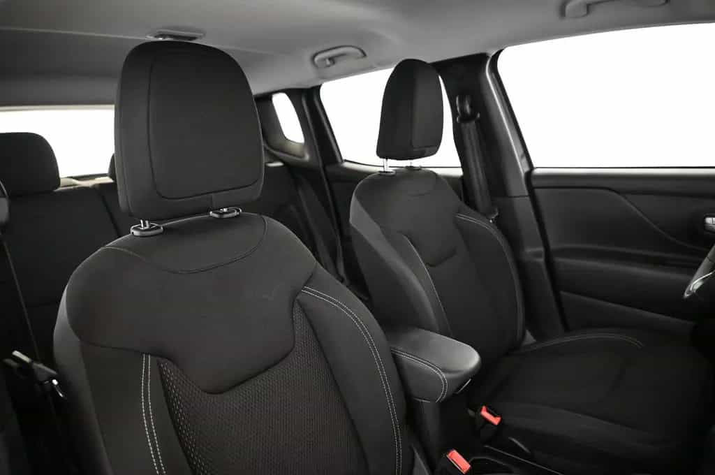 Jeep Renegade 1.5 e-Hybrid DTC-7 Summit-Pack LED/ACC/ 02/2025-photo-28