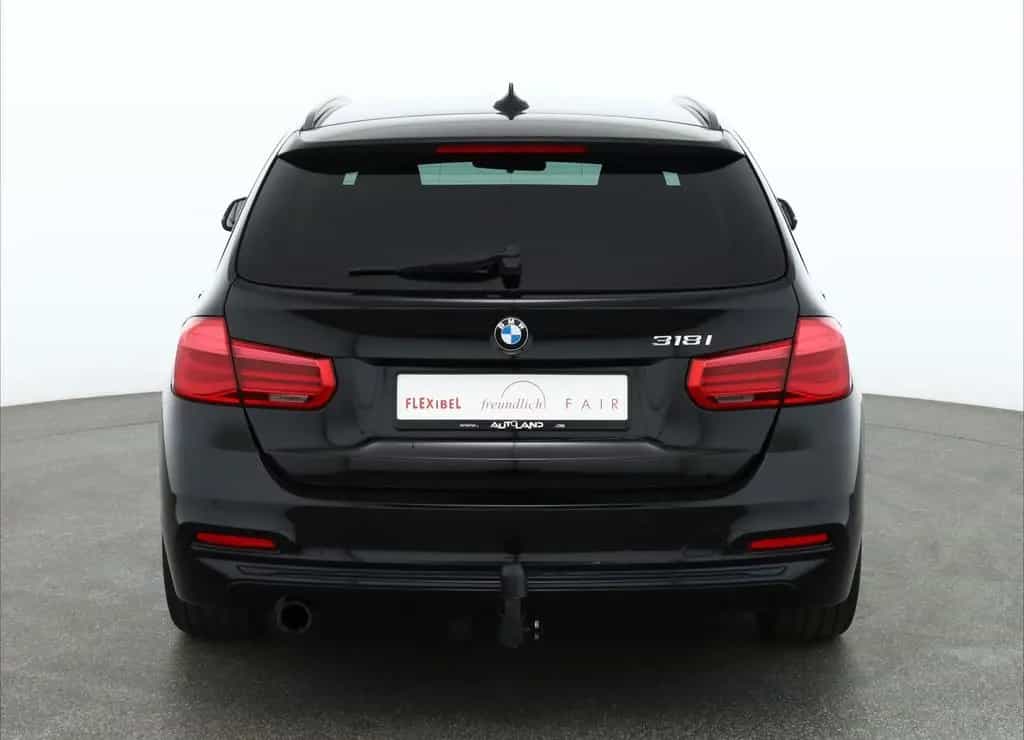 BMW 3 Series 318i Touring SportLine LED Navi Sitzheizung AHK 03/2018-photo-3