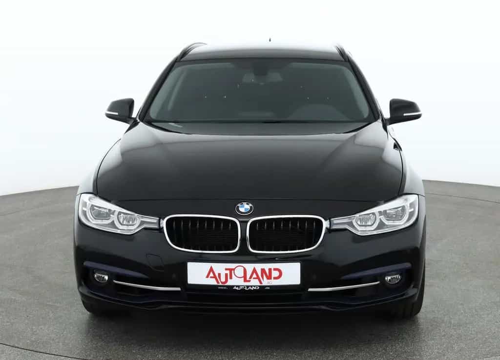 BMW 3 Series 318i Touring SportLine LED Navi Sitzheizung AHK 03/2018-photo-7