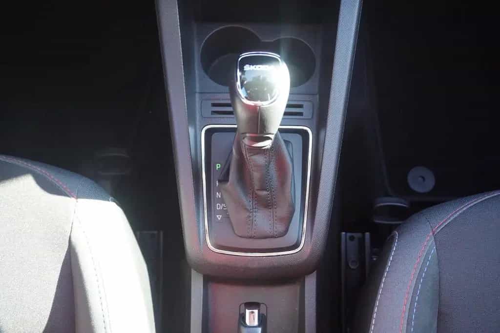 Skoda Fabia Combi 1.0 Edidition 100 Klimaaut. DAB PDC 06/2019-photo-19