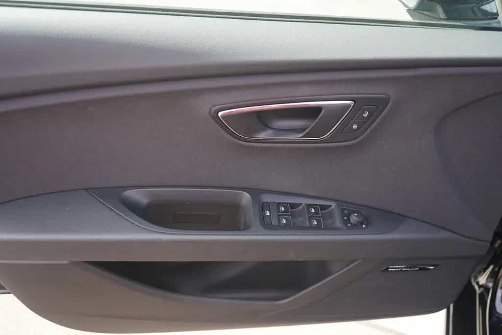 Seat Leon ST 1.4 TSI FR LED Kamera Tempomat PDC USB 08/2018-photo-23