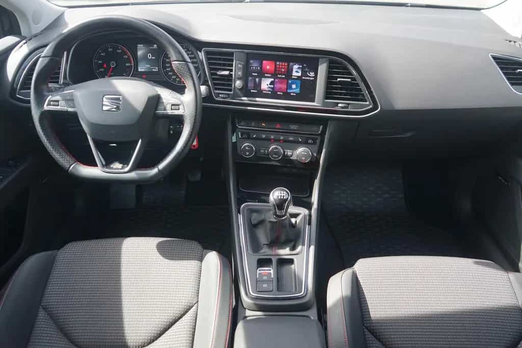 Seat Leon ST 1.4 TSI FR LED Kamera Tempomat PDC USB 08/2018-photo-9