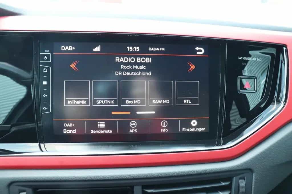 Volkswagen Polo 2.0 TSI DSG GTI Klima Navi PDC SHZ Tempomat 08/2018-photo-10