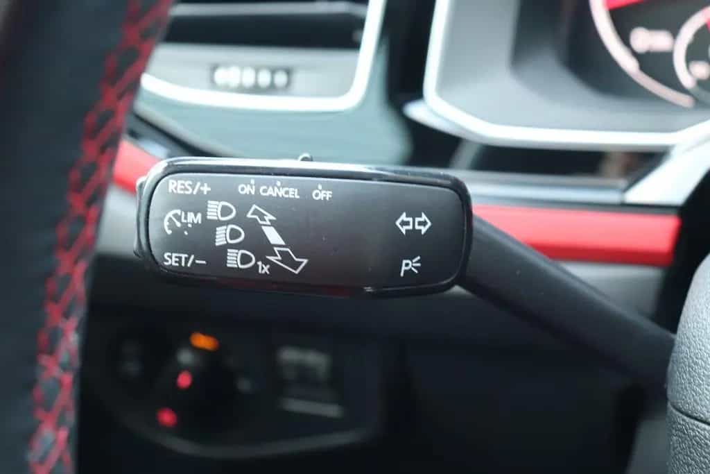 Volkswagen Polo 2.0 TSI DSG GTI Klima Navi PDC SHZ Tempomat 08/2018-photo-14