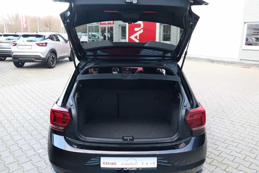 Volkswagen Polo 2.0 TSI DSG GTI Klima Navi PDC SHZ Tempomat 08/2018-photo-20