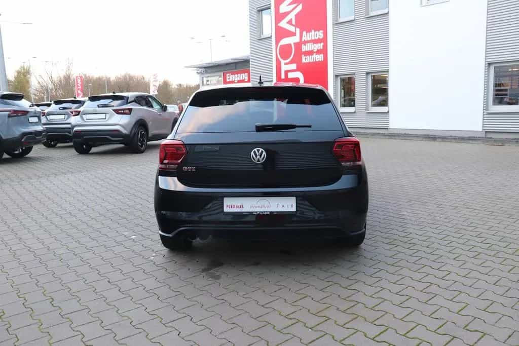 Volkswagen Polo 2.0 TSI DSG GTI Klima Navi PDC SHZ Tempomat 08/2018-photo-4