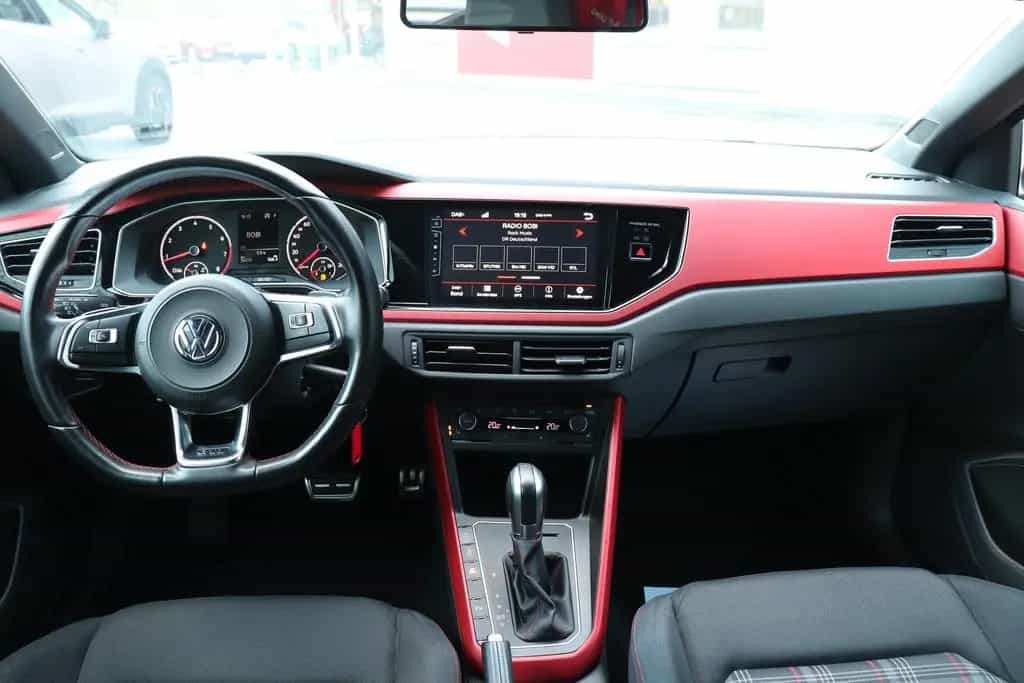 Volkswagen Polo 2.0 TSI DSG GTI Klima Navi PDC SHZ Tempomat 08/2018-photo-8