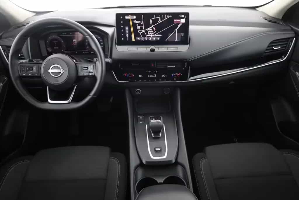 Nissan Qashqai N-Connecta 1.3 Dig-T Aut. LED ACC Navi 3 09/2024-photo-8
