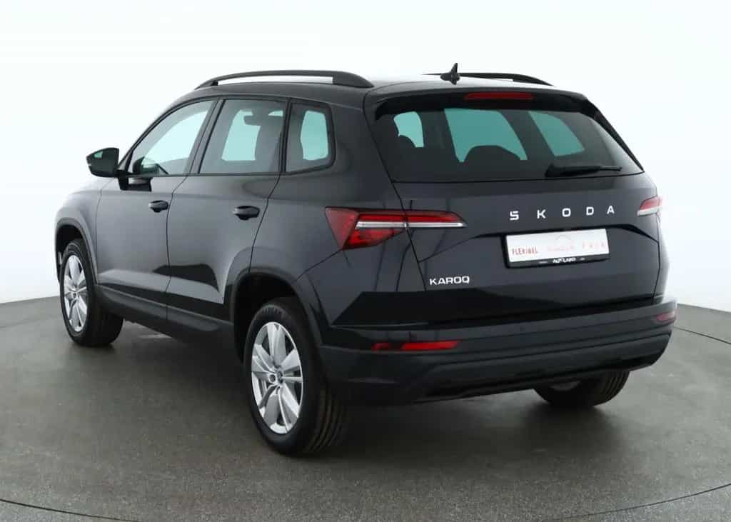 Skoda Karoq 1.5 TSI DSG LED ACC Navi Kamera AHK 02/2026-photo-2