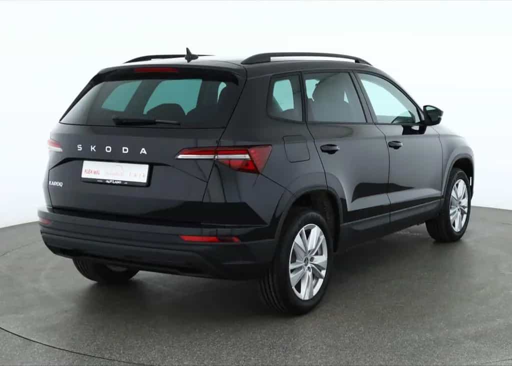 Skoda Karoq 1.5 TSI DSG LED ACC Navi Kamera AHK 02/2026-photo-4
