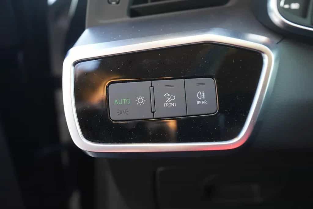 Audi A6 40 TDI quattro LED Navi Standheizung ACC DAB 03/2022-photo-19