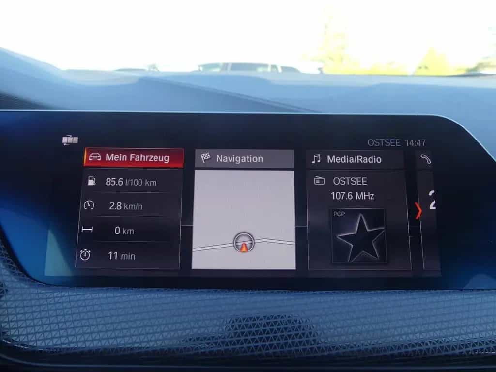 BMW 1 Series 118i LED Virtual Cockpit Sitzheizung Tempomat 12/2019-photo-14
