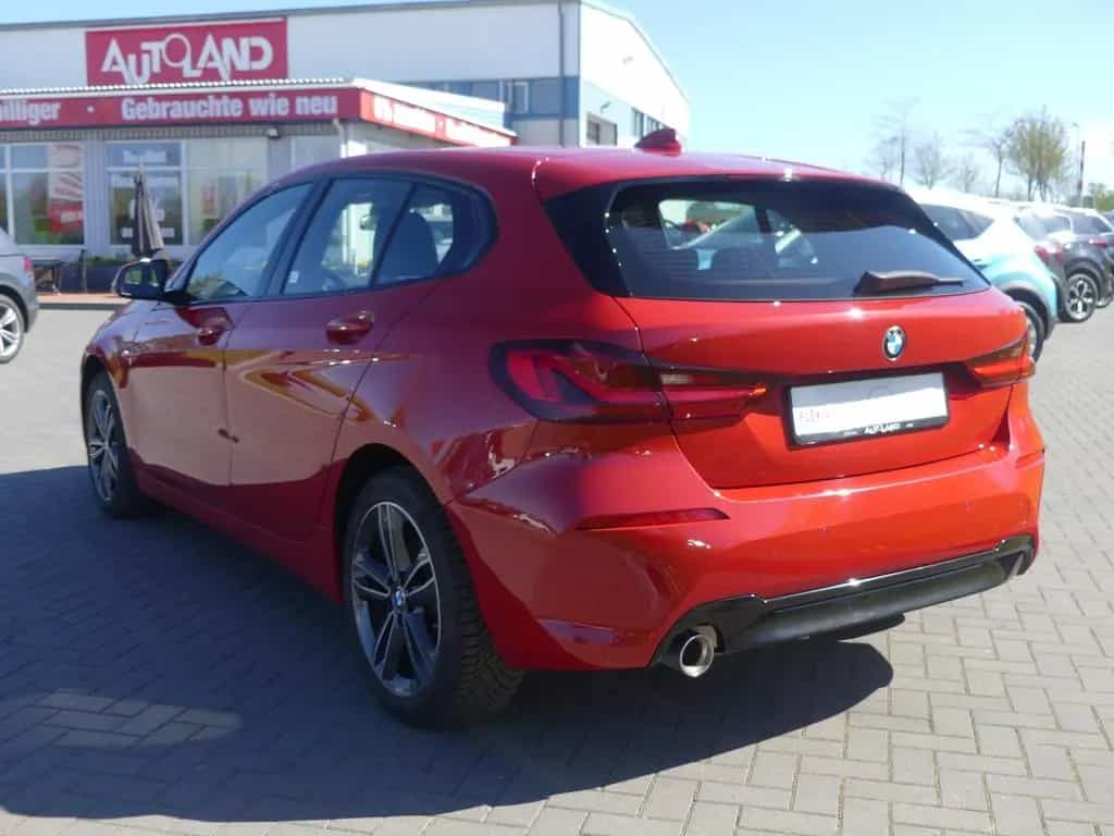 BMW 1 Series 118i LED Virtual Cockpit Sitzheizung Tempomat 12/2019-photo-2
