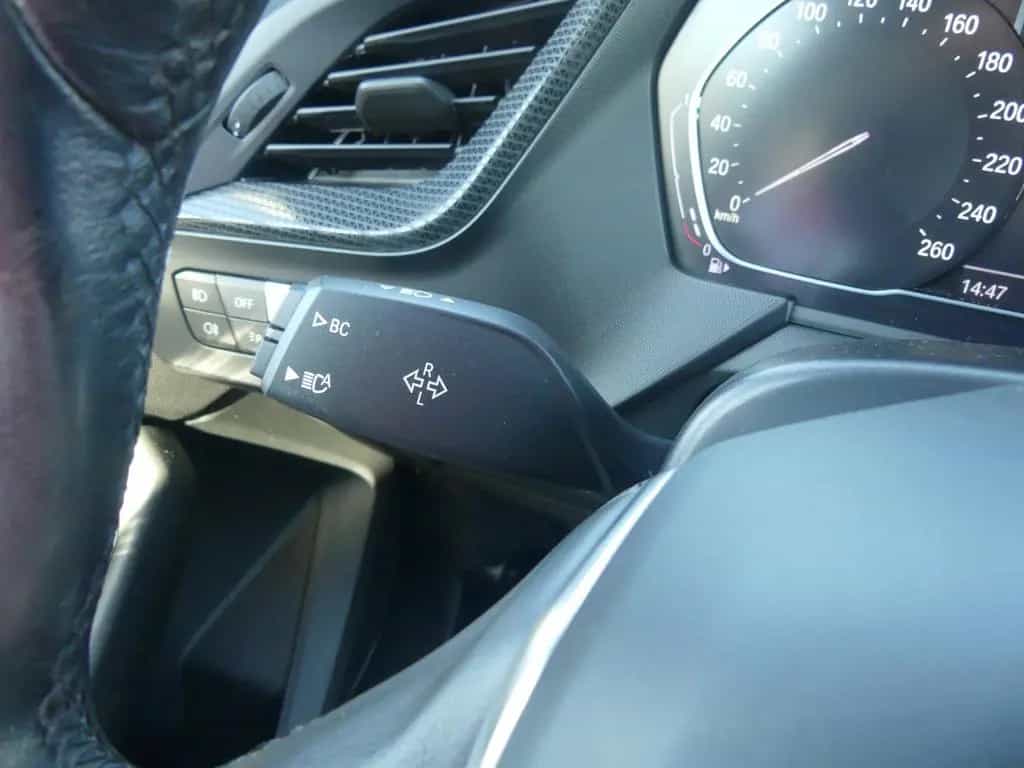 BMW 1 Series 118i LED Virtual Cockpit Sitzheizung Tempomat 12/2019-photo-28