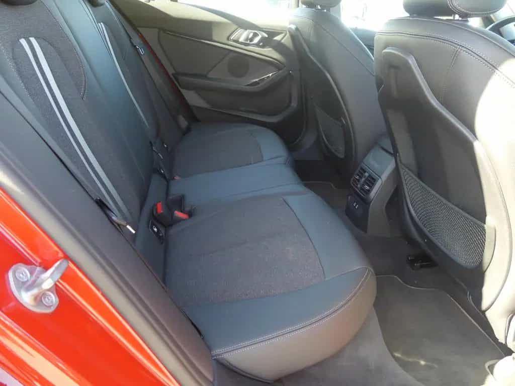 BMW 1 Series 118i LED Virtual Cockpit Sitzheizung Tempomat 12/2019-photo-31