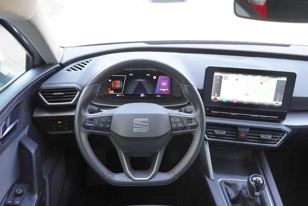 Seat Leon 1.5 TSI Style LED ACC AHK Navi Kamera 01/2021-photo-12