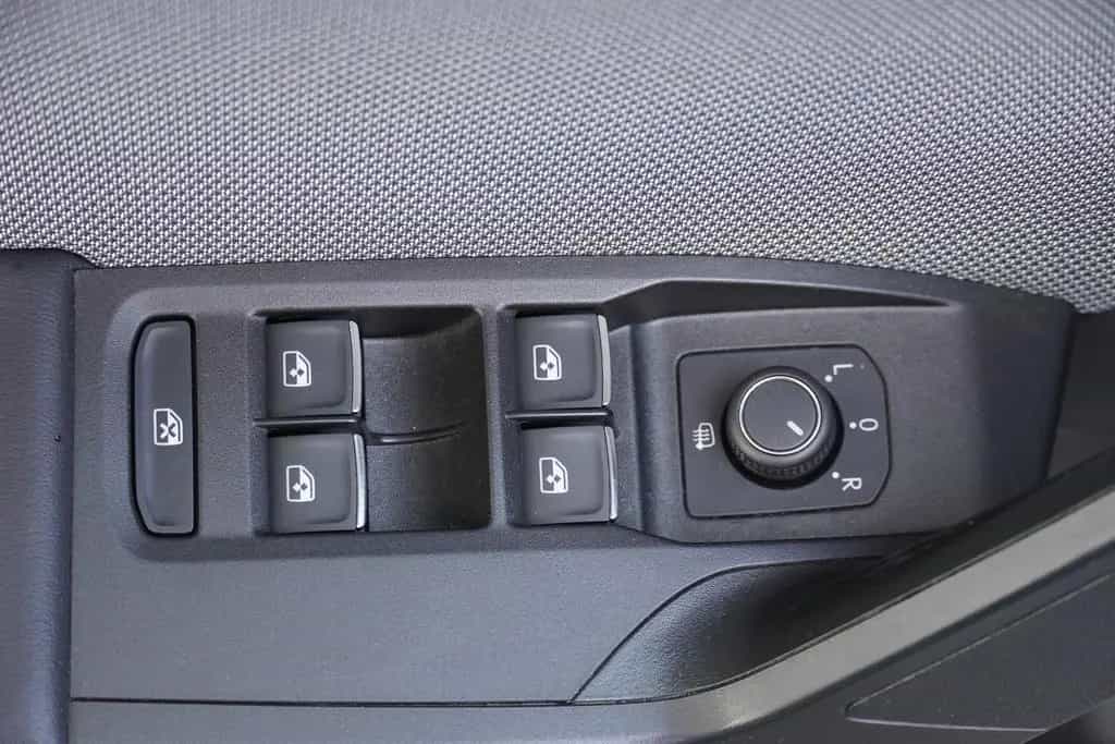 Seat Leon 1.5 TSI Style LED ACC AHK Navi Kamera 01/2021-photo-9