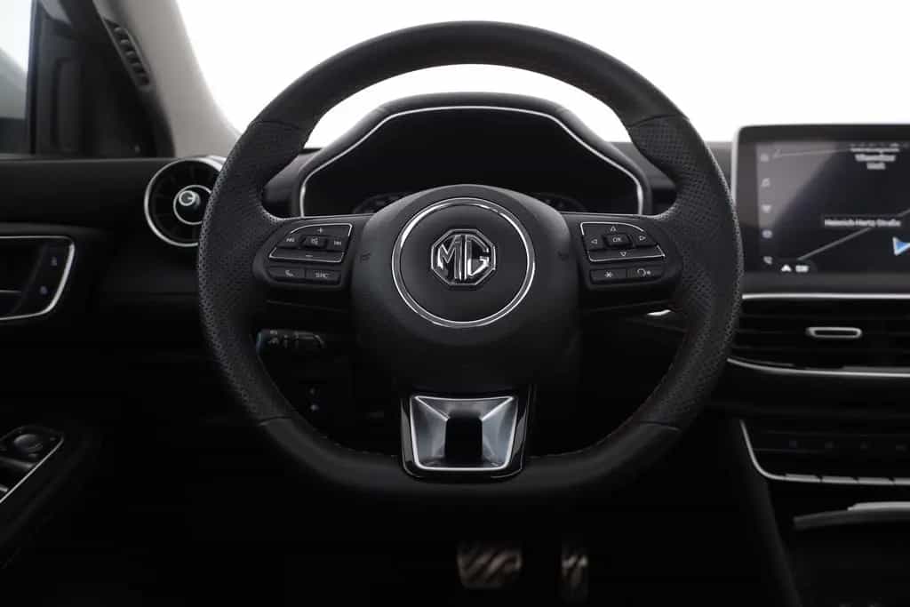 MG HS 1.5 T-GDI Luxury Aut. LED ACC Navi 360° Pano 12/2023-photo-13