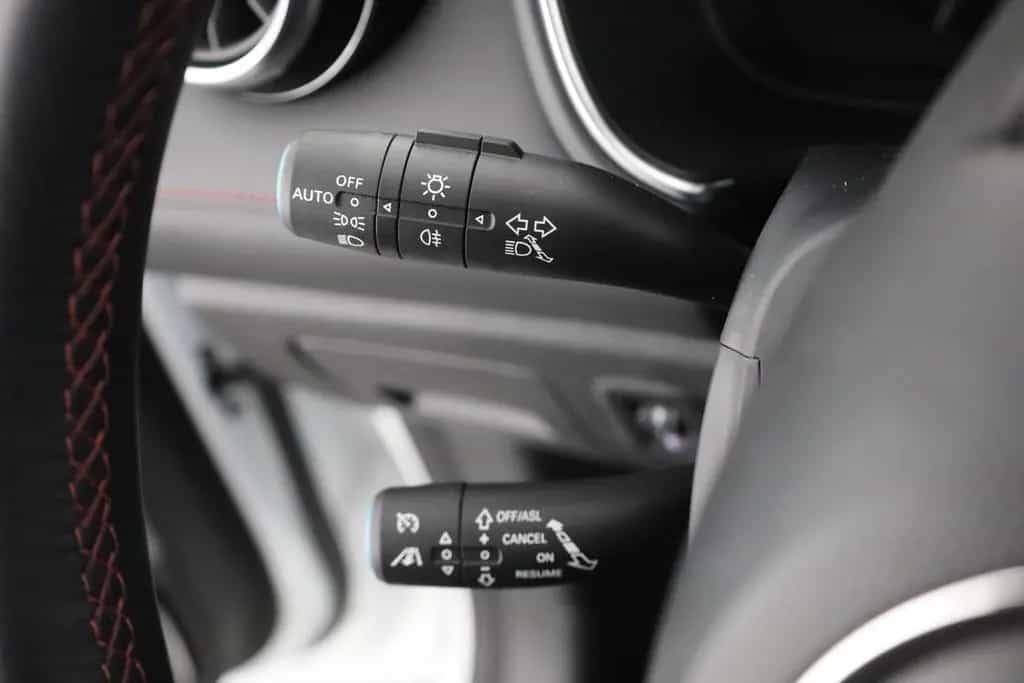 MG HS 1.5 T-GDI Luxury Aut. LED ACC Navi 360° Pano 12/2023-photo-16