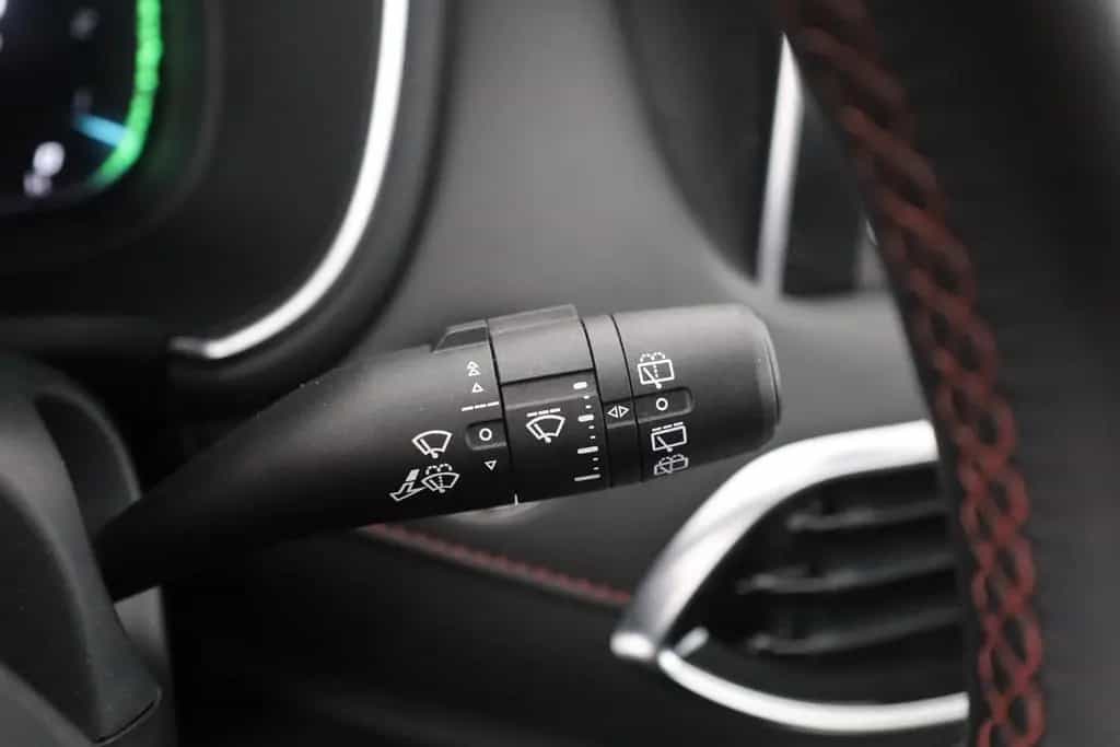 MG HS 1.5 T-GDI Luxury Aut. LED ACC Navi 360° Pano 12/2023-photo-17